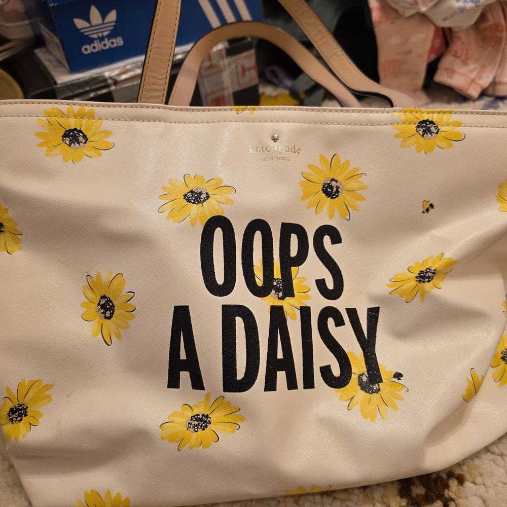 Kate Spade Oops A Daisy Cream Tote